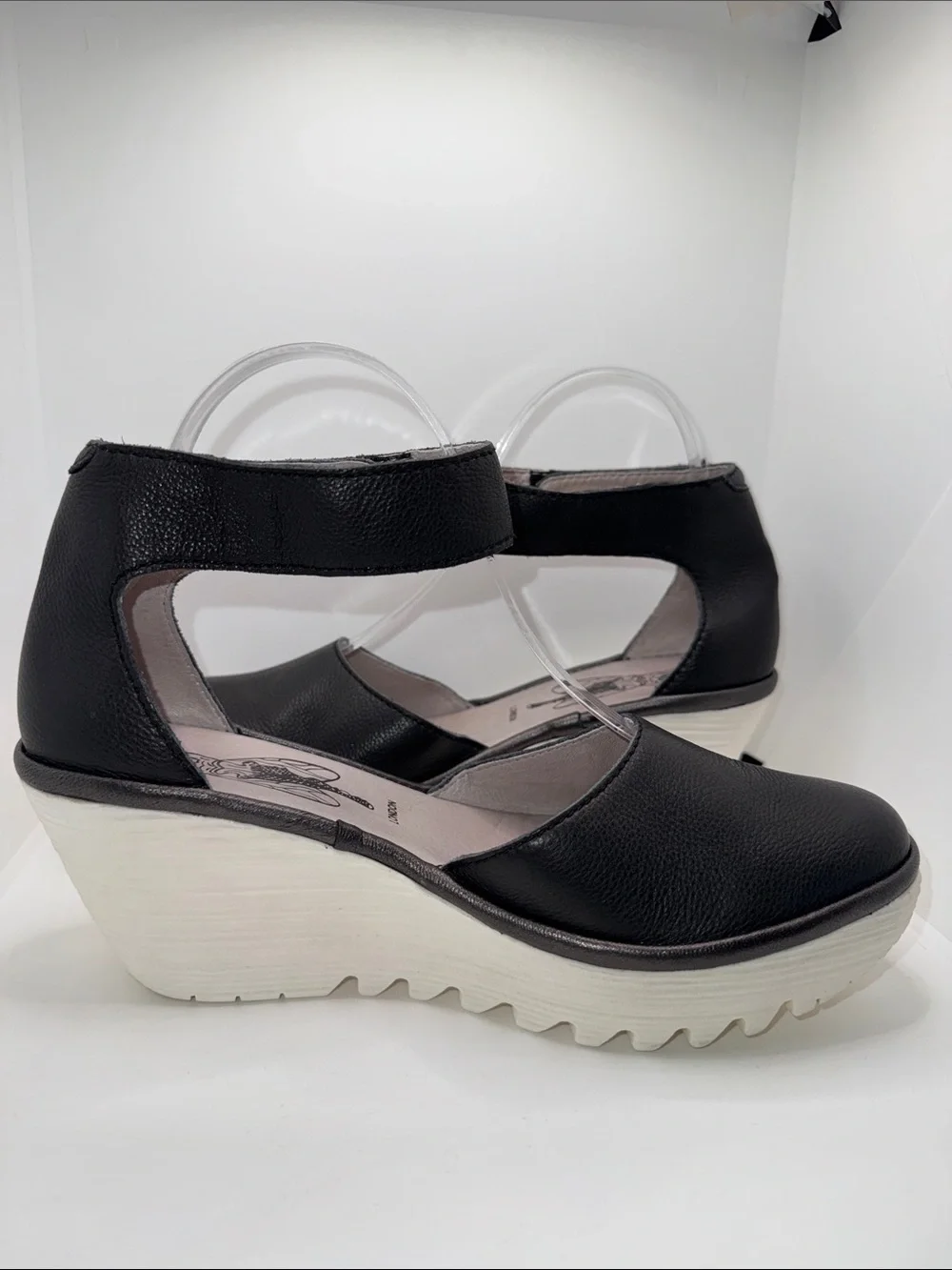 Fly London Yand Wedge Shoes Black Leather Women’s EU 38 US 7.5-8